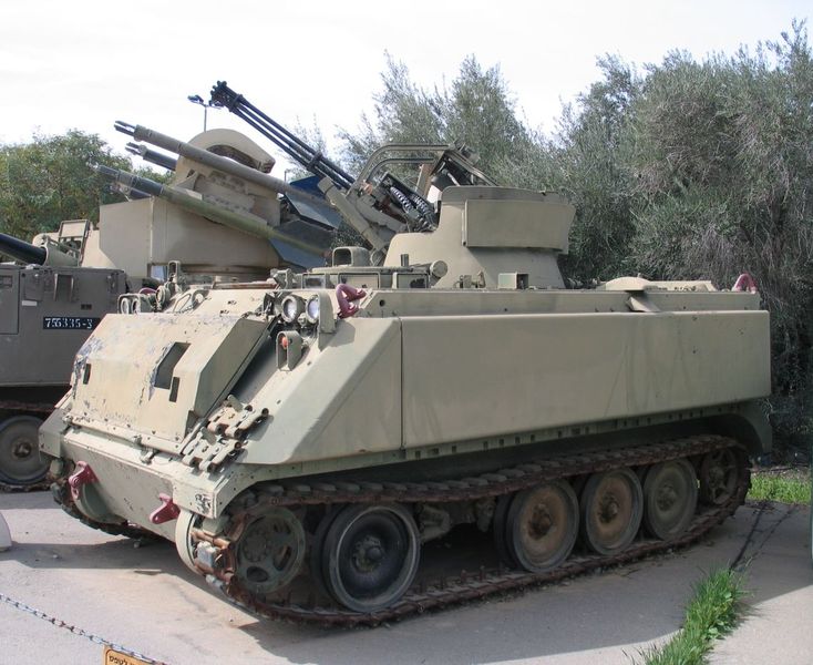 M163